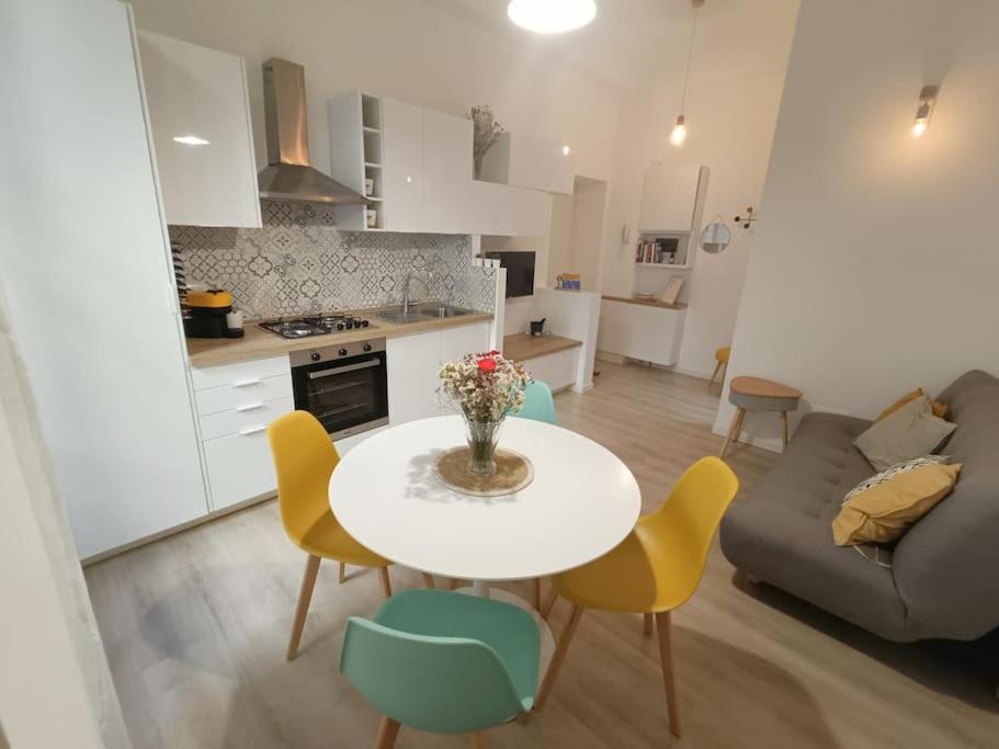 Da Rosa E Pier - Charming Central Apartment Milano Exteriör bild